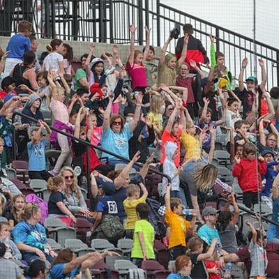 7th inning stretch at the DockHounds